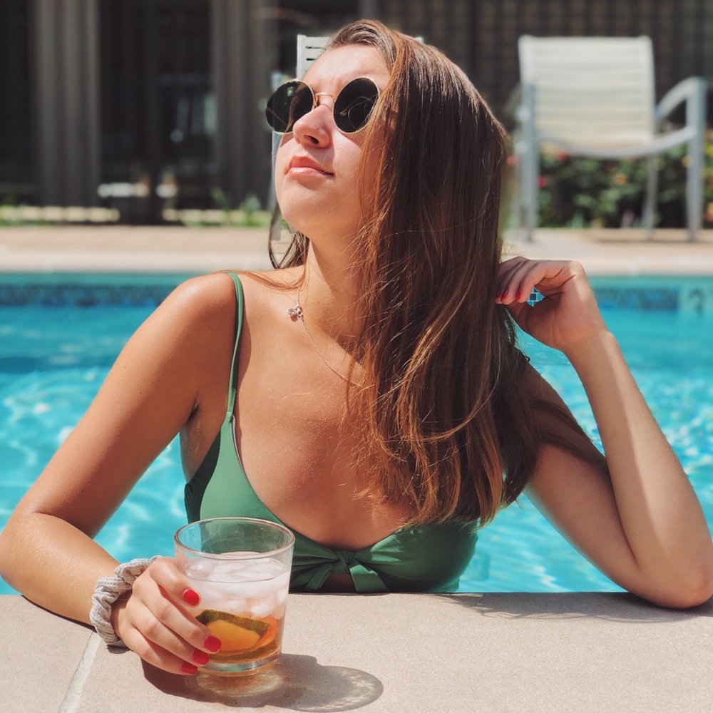 Meet your Posher, Lana